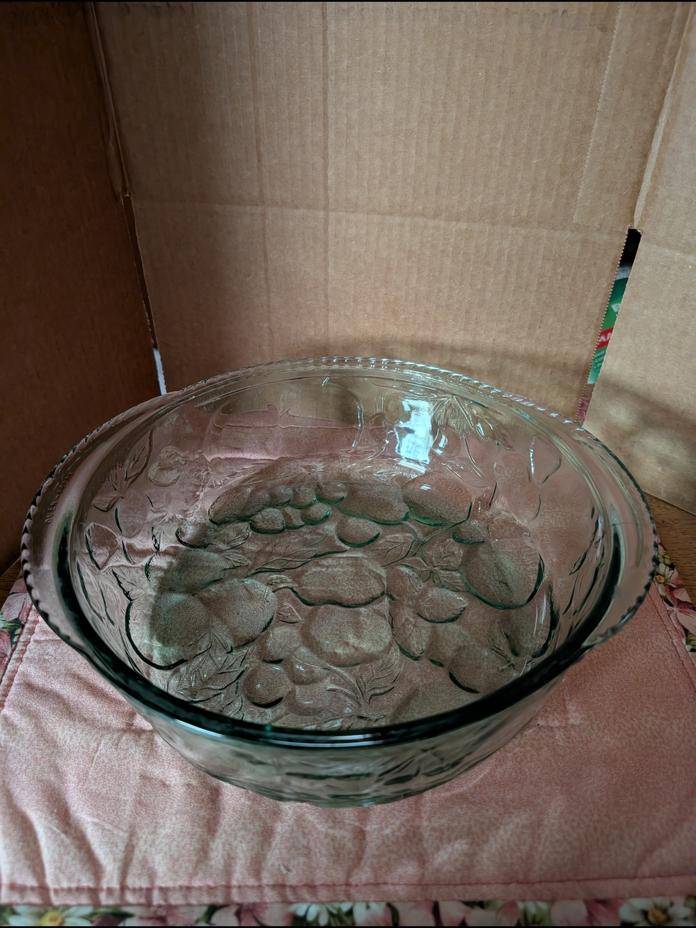 Libbey Green Pressed Glass Fruit Pattern Bowl